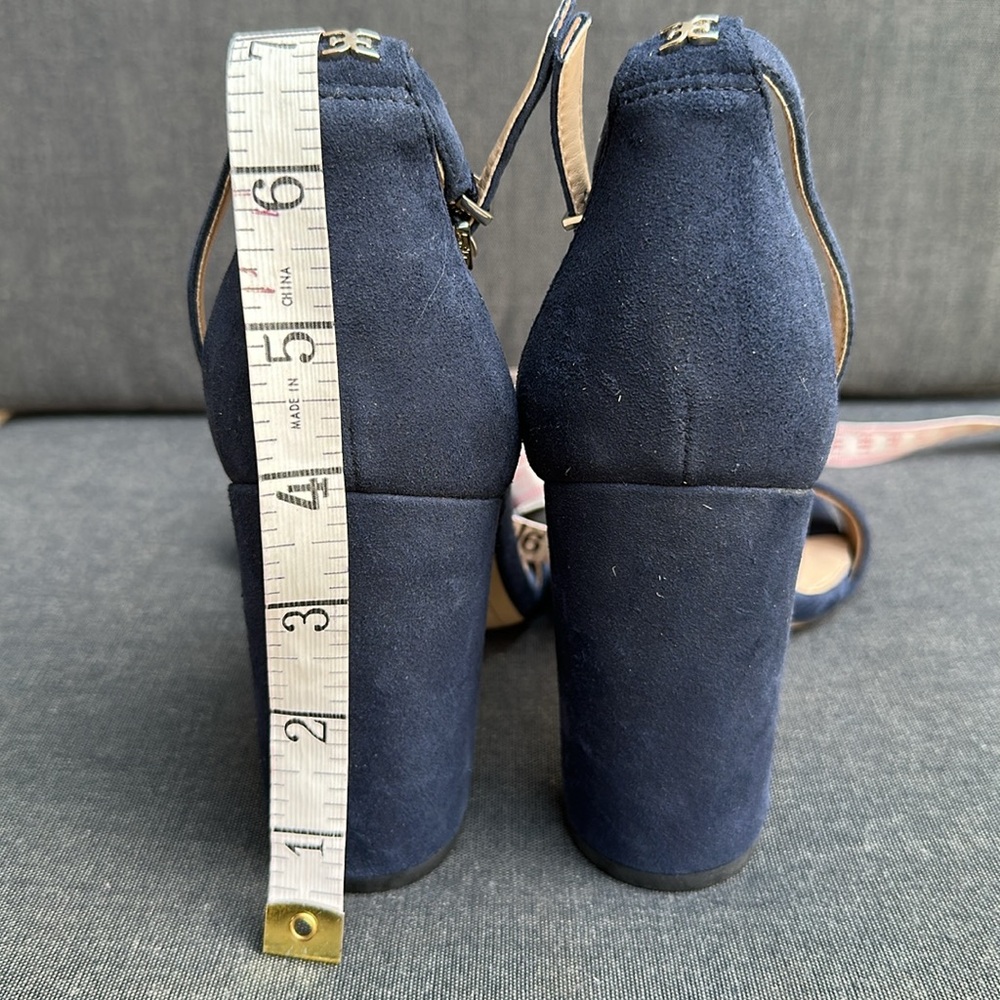 Sam Edelman Yaro Navy Suede Heels size 6.5 W - Picture 5 of 6
